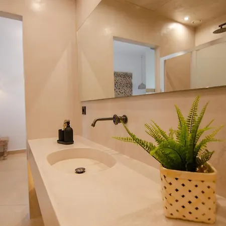 펜션 Youtopia 이오스 코라