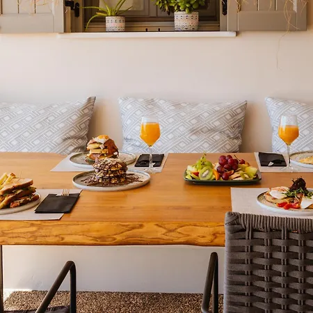 Youtopia * Chora (Ios)