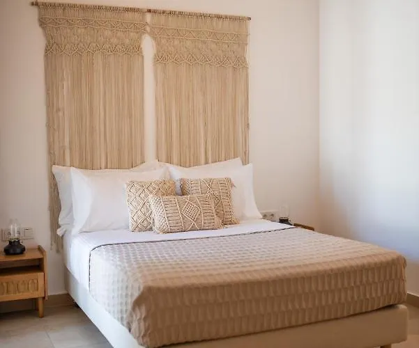 Youtopia Chora (Ios)